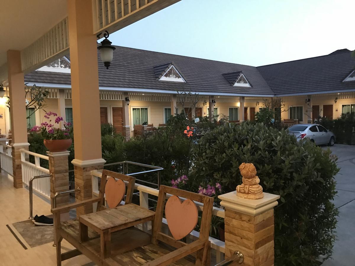 Suksopha Resort Pracsuap Khirikhan Kültér fotó